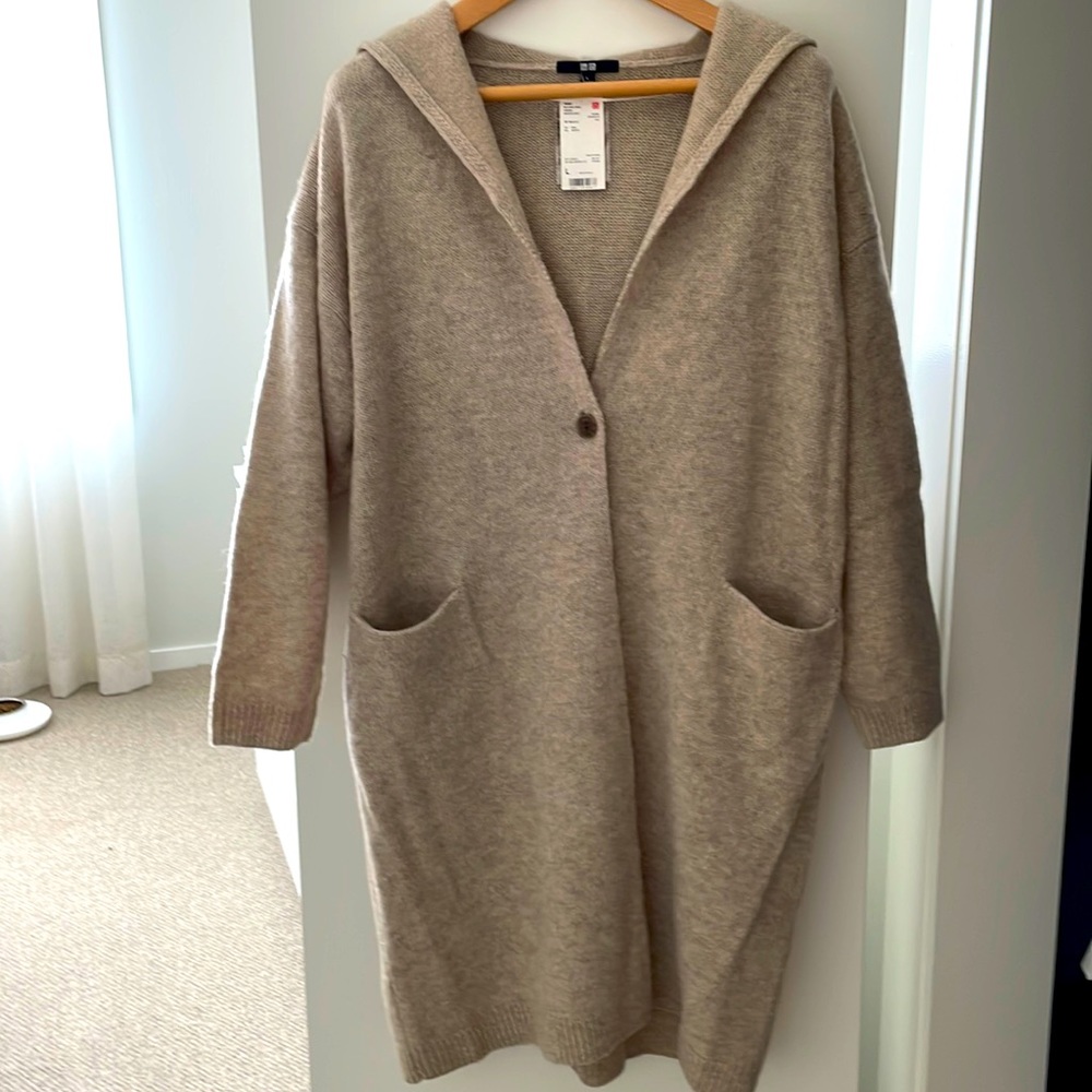 Uniqlo sweater coat in beige heather size L